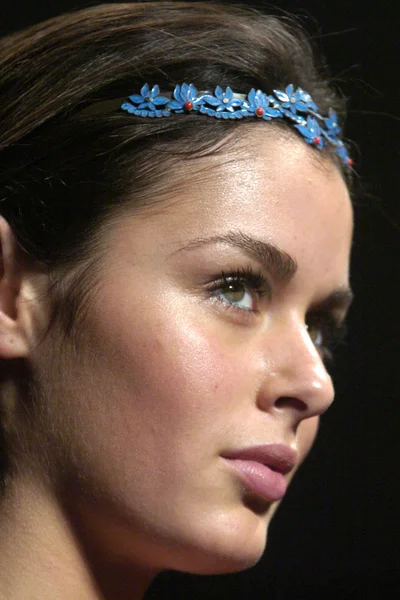Look 15